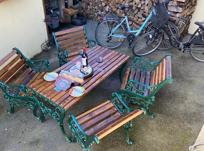 The Bell's End בית נופש *